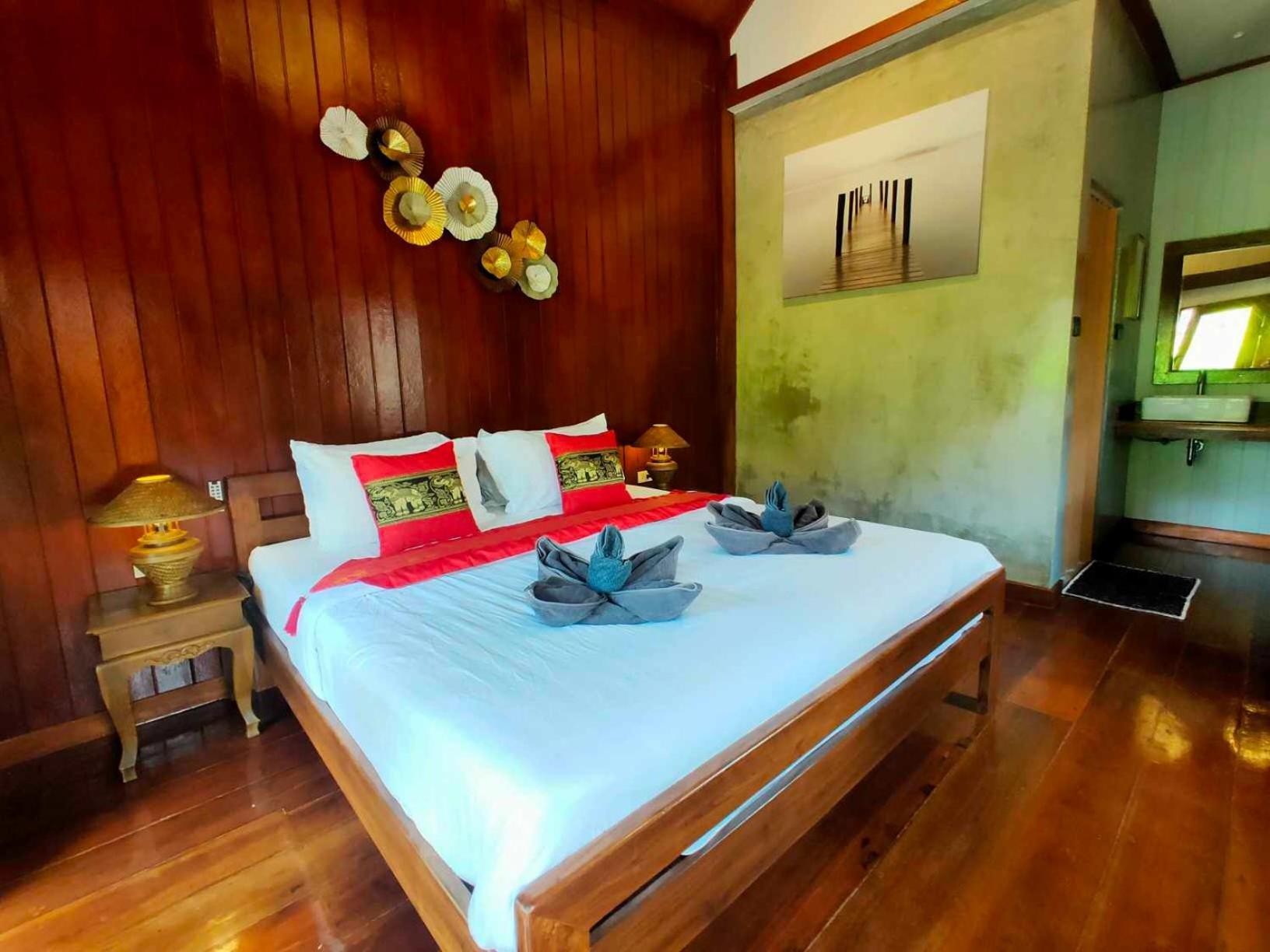 Hotel Little Rock Kohjum à Koh Jum Extérieur photo
