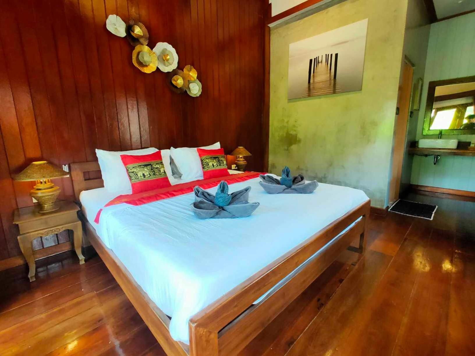 Hotel Little Rock Kohjum à Koh Jum Extérieur photo